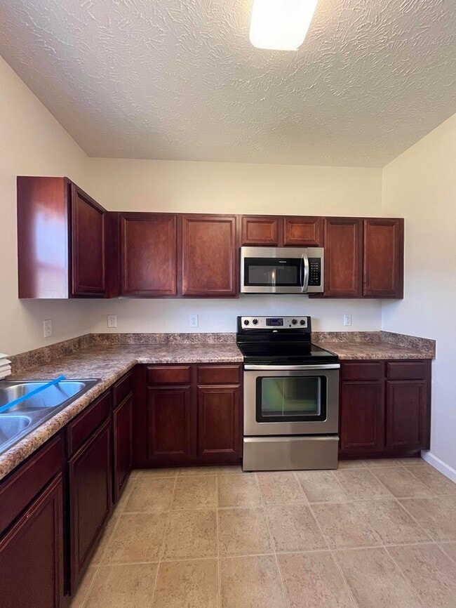 Building Photo - 9100 Carissa Dr