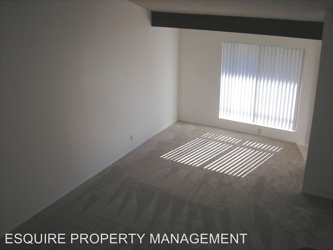 Foto del edificio - 951 Warwick Ave
