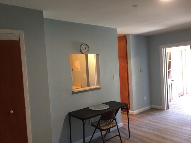 Foto del edificio - 175 Clare Ave