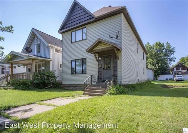 Foto principal - 2725 W 2nd St