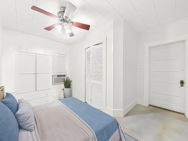 Foto del edificio - ATTENTION UL STUDENTS!!!!