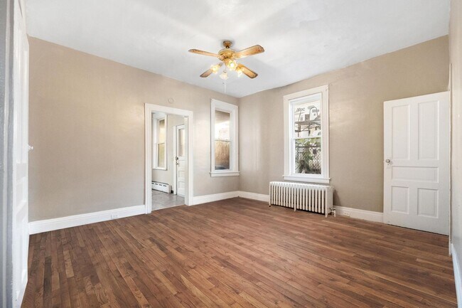 Foto del edificio - 4431 Howley St