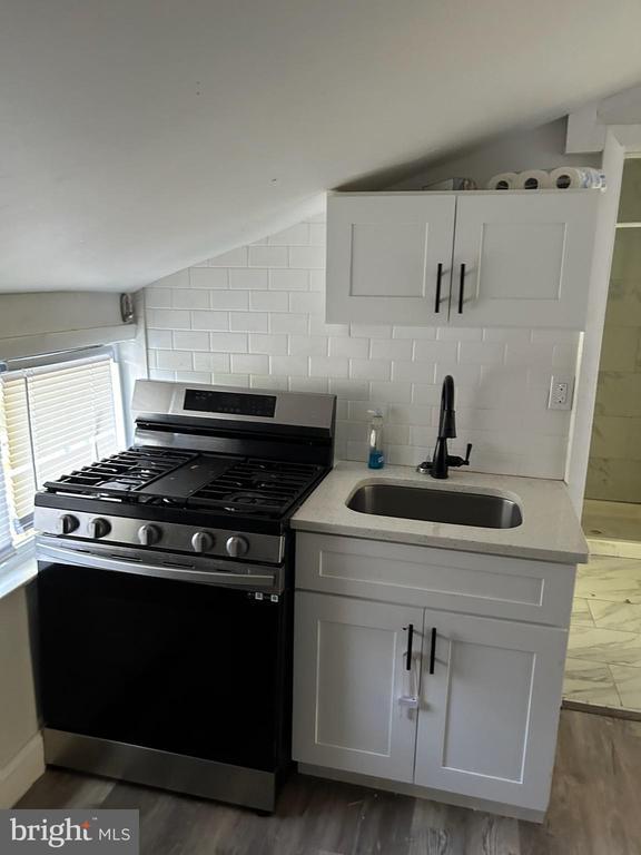 Foto principal - 253 Harding Ave