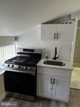 Building Photo - 253 Harding Ave