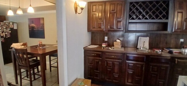 Foto del edificio - Move-In Ready Dallas Gem — 4 Bedrooms, 2 L...