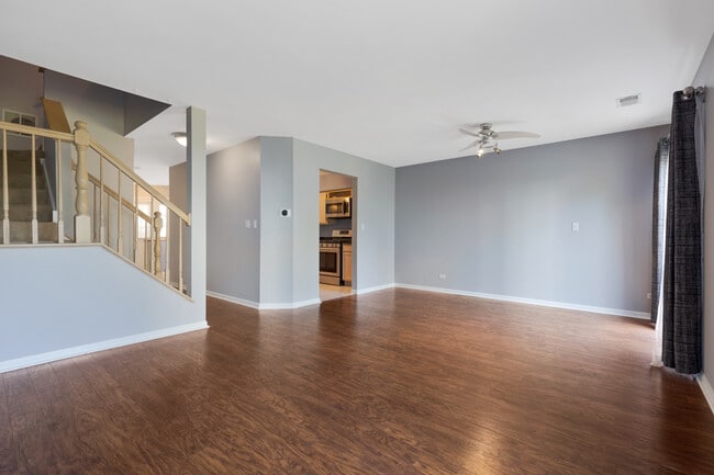 Building Photo - 1483 Ashbury Ln W