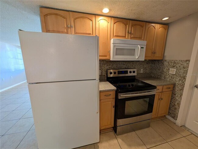 Foto del edificio - 5015 Overton Dr