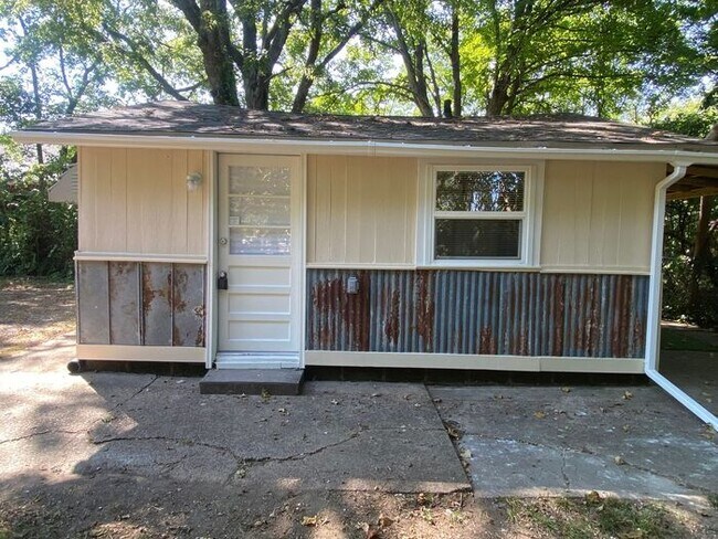Foto del edificio - Cute 1BR / 1 BA Cottage in East Nashville ...