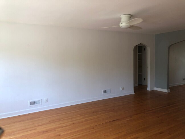 Foto del edificio - 702 S Thornton Ave