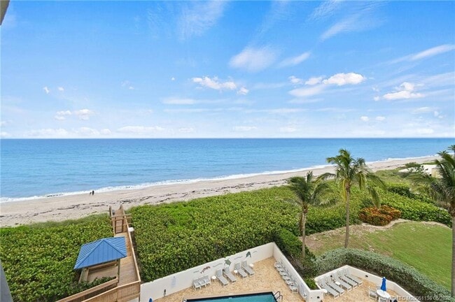 Building Photo - 9650 S Ocean Dr