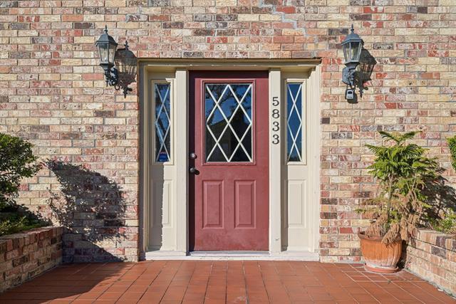 Foto principal - 5833 Birchbrook Dr