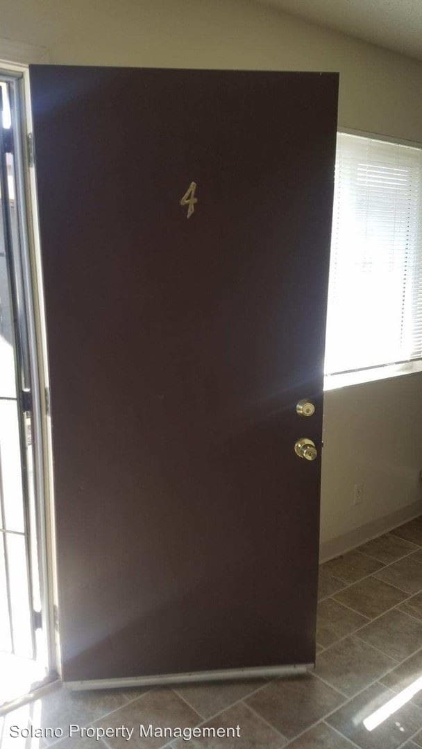 Foto del edificio - 1108 School St