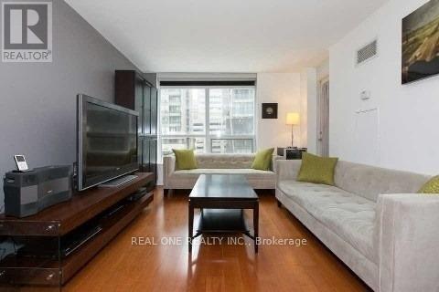 Photo du bâtiment - 763-1763 Bay St.