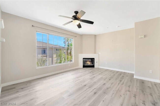 Building Photo - 7167 S Durango Dr