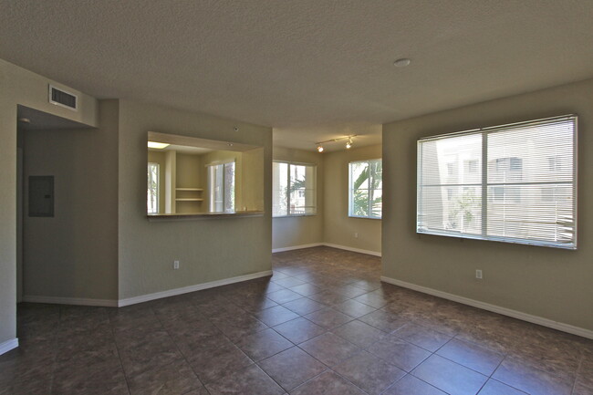Building Photo - 11017 Legacy Ln