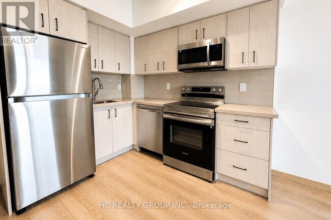 Photo du bâtiment - 3429 Sheppard Ave E