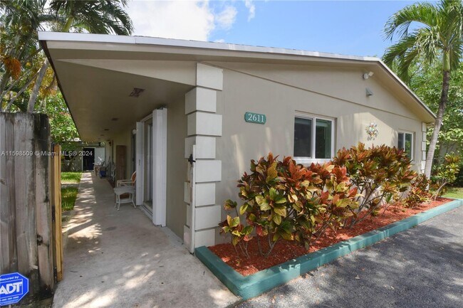 Foto del edificio - 2611 SW 13th Ave