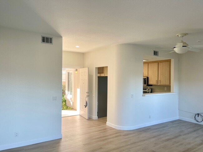 Foto del edificio - Luxurious 2 Bed 2 Bath Condo with Spectacu...