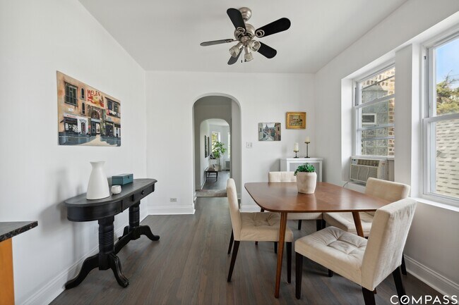 Foto del edificio - 2839 N Sawyer Ave