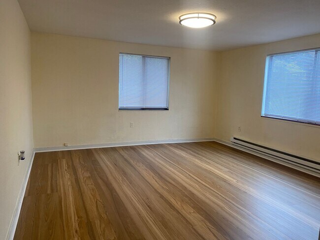 Foto del edificio - 523- 525  Markeson St