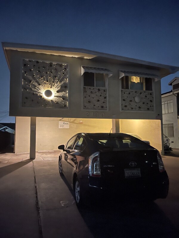 Building Photo - 2130 6th Ave