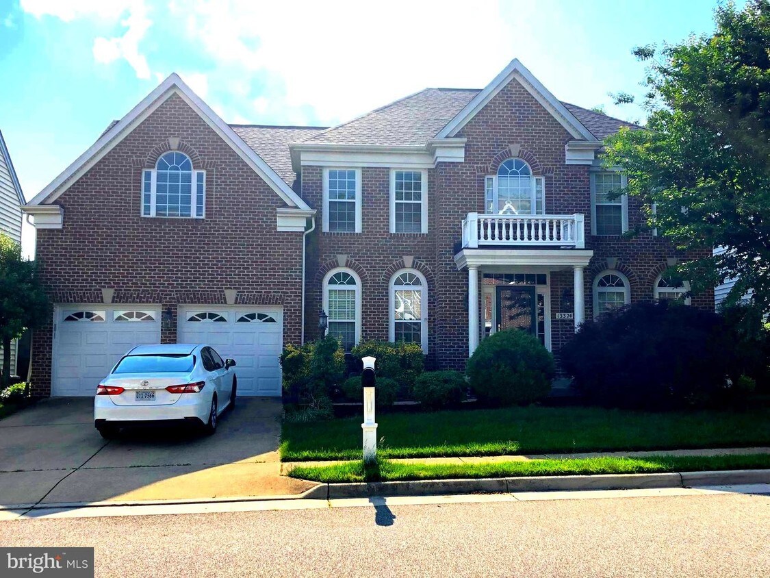 13374 Potomac Path Dr, Woodbridge, VA 22191 House Rental in