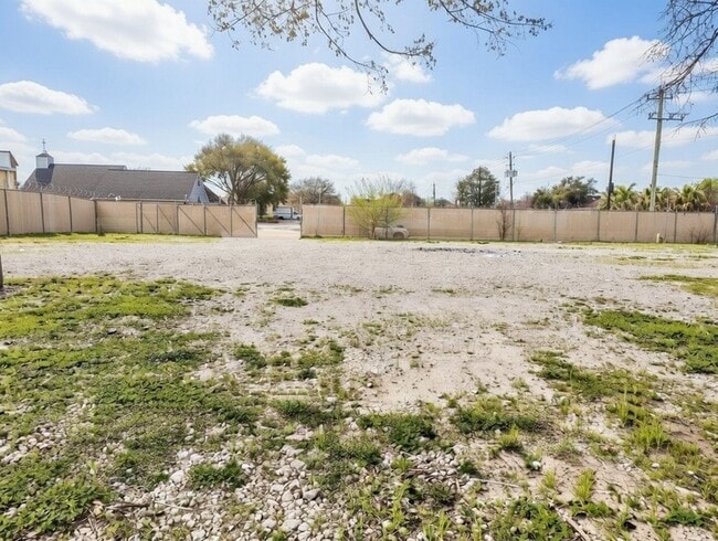 Photo - 11211 Kitty Brook Dr House