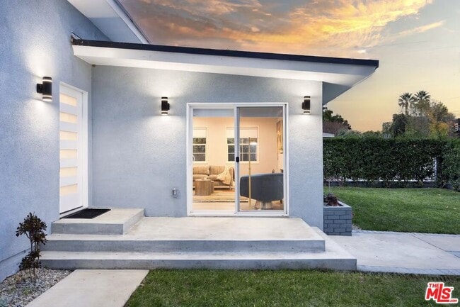 Foto del edificio - 5147 Fulton Ave