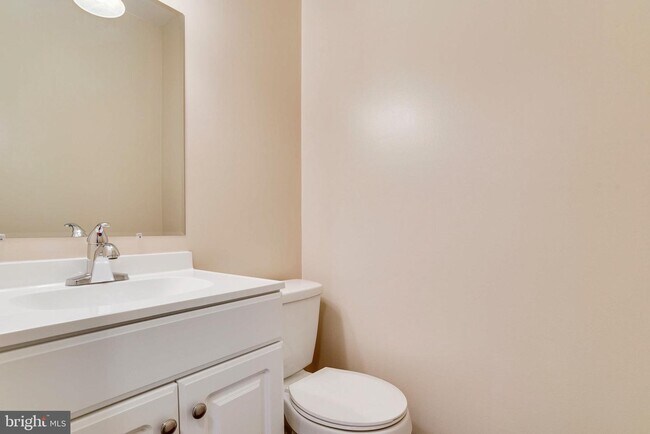Building Photo - 8844 Cherry Oak Ct