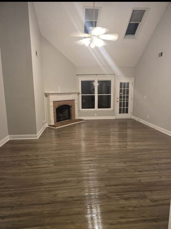 Building Photo - 3530 Pierce Arrow Cir