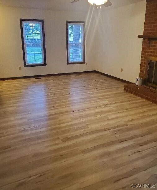 Foto del edificio - 6912 Deer Run Ln