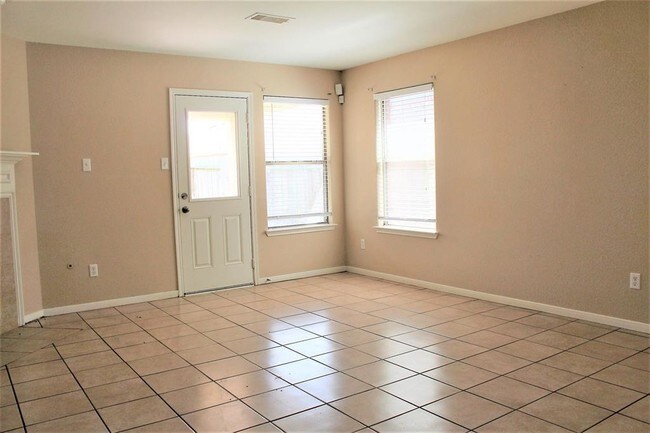 Building Photo - 21355 Bandera Ranch Lane