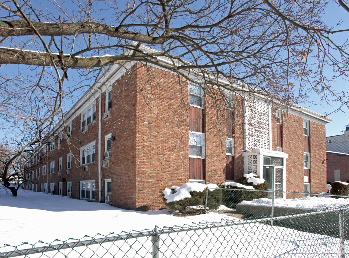Building Photo - 943 N Broad St