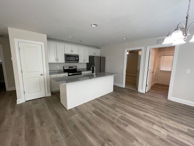 Foto del edificio - 2661 Old Steele Creek Rd