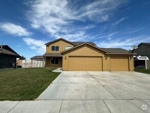 Building Photo - 5218 Jackson Ln
