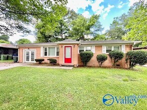 Building Photo - 4734 Bluehaven Dr NW