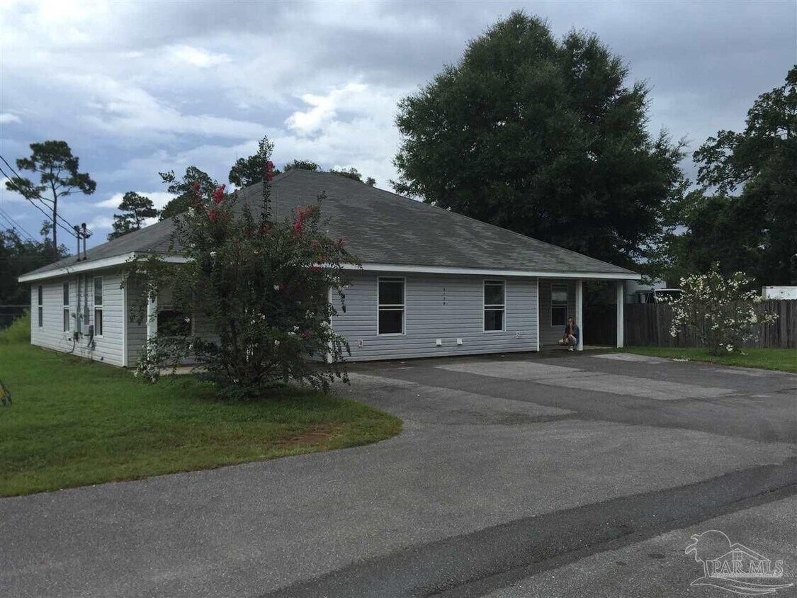 8456 Chisholm Rd, Pensacola, FL 32514 House Rental in Pensacola, FL