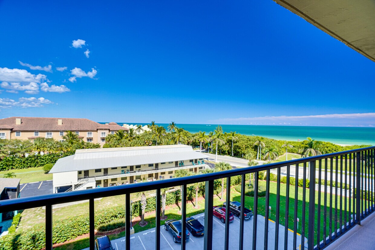 Foto principal - 801 S Ocean Dr