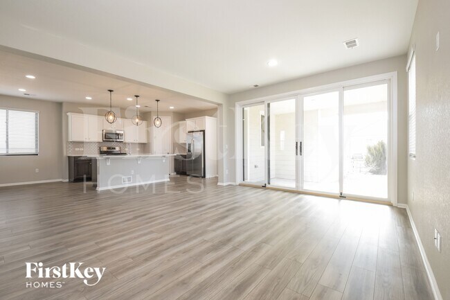 Foto del edificio - 18020 E 100th Ave