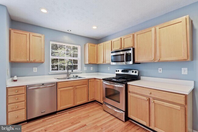 Foto del edificio - 9624 Overton Dr