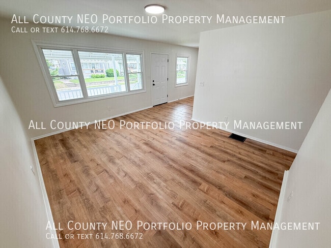 Building Photo - 677 Frebis Ave
