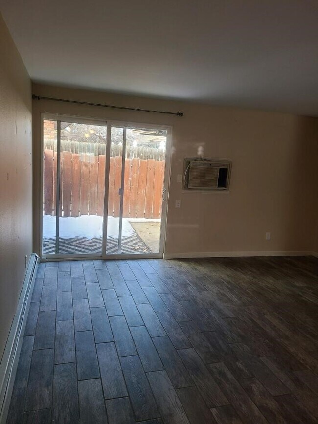 Building Photo - 3627 Butternut Dr