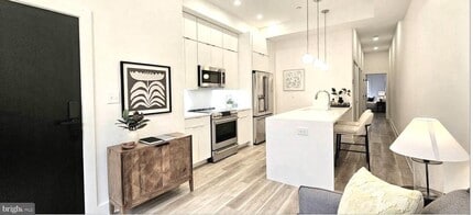 Building Photo - 2015 13th St NW