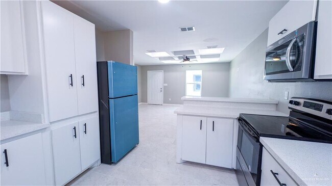 Foto del edificio - 15 Ridge Rd
