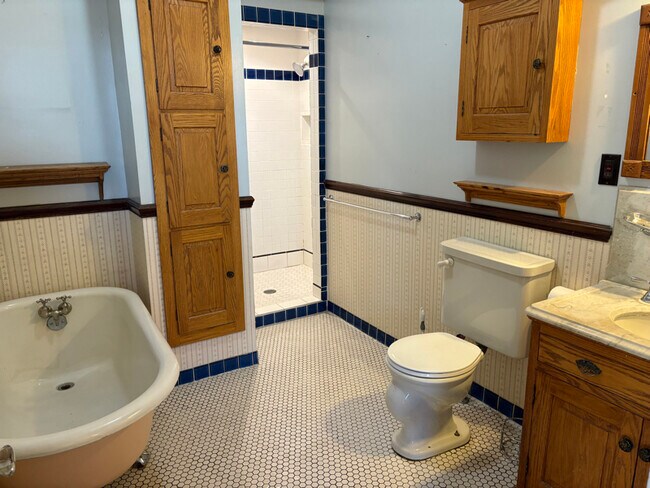 Foto del edificio - 414 N Benton Ave