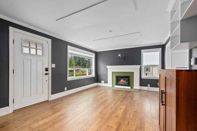 Building Photo - 4bd/3ba Seattle House