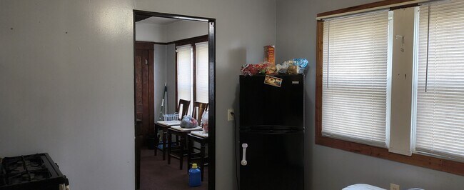 Building Photo - 4504 Beta Ave