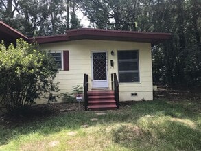 Building Photo - 1406 Atkamire Dr