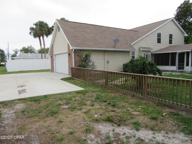 Foto del edificio - 801 Plantation Way