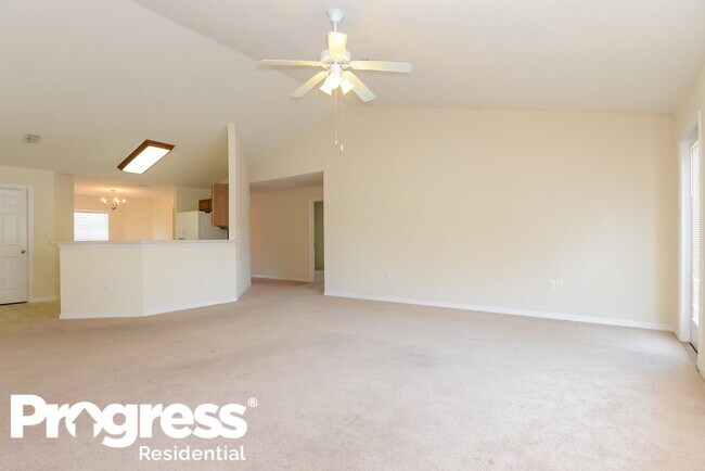 Foto del edificio - 5238 Woodridge Ln